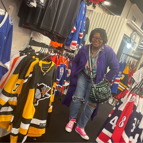 Meet your Posher, Ace - Picture 14 of 16